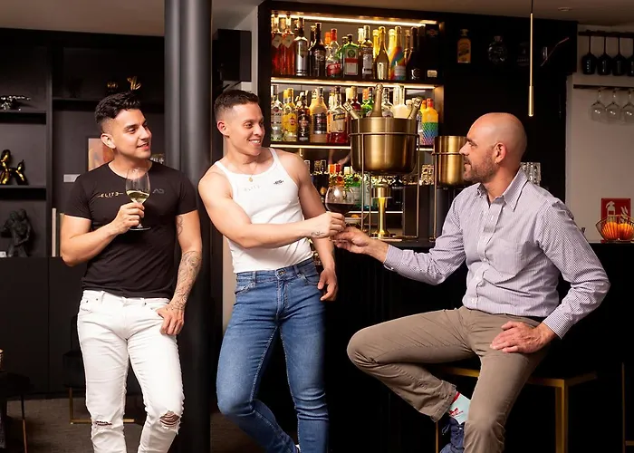 Elite - Gay Men Only (adults Only) Πανσιόν